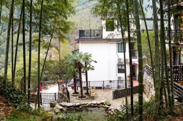 安吉隐居山水度假酒店
